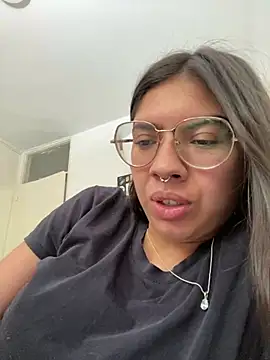 Argentiiniita online show from 10, 1, 2025