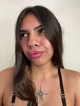 Argentiiniita online show from 7, 2, 2025