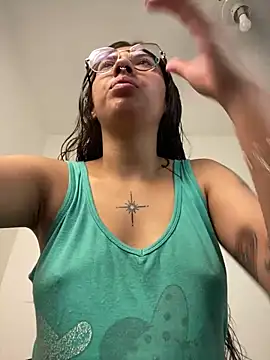 Argentiiniita online show from 6, 3, 2025