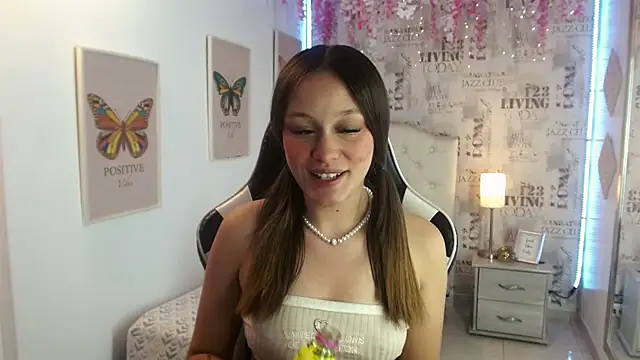 Snapshot of Ivyy_Crystal chatting on 27, 1, 2025 Ivyy Crystal online show from 27, 1, 2025