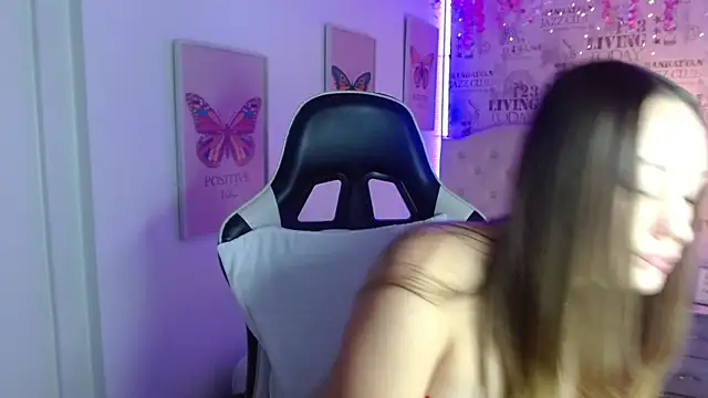 Snapshot of Ivyy_Crystal chatting on 14, 2, 2025 Ivyy Crystal online show from 14, 2, 2025