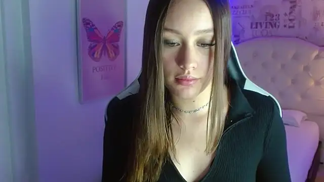 Snapshot of Ivyy_Crystal chatting on 27, 2, 2025 Ivyy Crystal online show from 27, 2, 2025