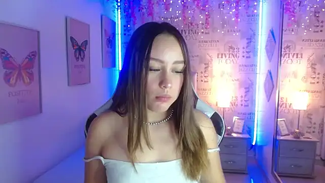 Snapshot of Ivyy_Crystal chatting on 11, 3, 2025 Ivyy Crystal online show from 11, 3, 2025