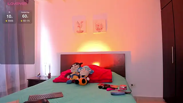 Snapshot of GabyButtler1 chatting on 3, 12, 2024 GabyButtler1 online show from 3, 12, 2024