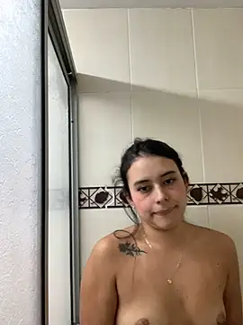 Snapshot of GabyButtler1 chatting on 16, 1, 2025 GabyButtler1 online show from 16, 1, 2025