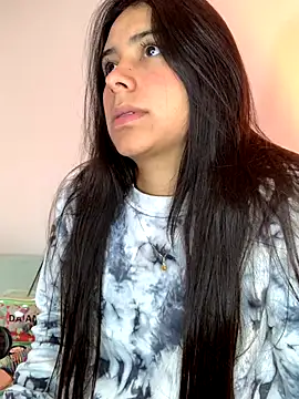 Snapshot of GabyButtler1 chatting on 16, 10, 2025 GabyButtler1 online show from 16, 10, 2025