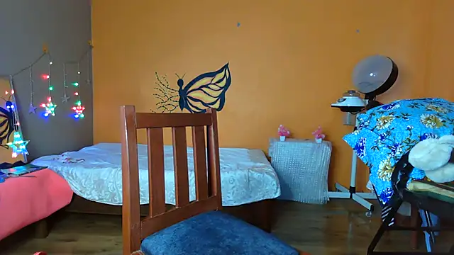 Snapshot of jenny-ki-bella chatting on 13, 11, 2025 jenny-ki-bella online show from 13, 11, 2025