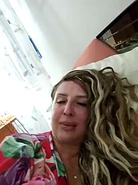 Snapshot of MariaRichi_ chatting on 17, 9, 2025 MariaRichi  online show from 17, 9, 2025