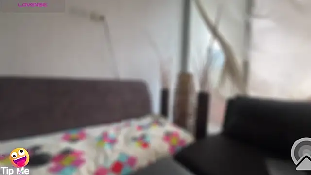 LanaQuen online show from 29, 12, 2024