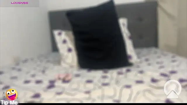 LanaQuen online show from 1, 2, 2025