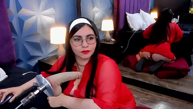 NicoleJonss online show from 7, 5, 2026