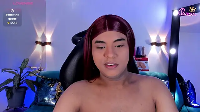 Emili Roux online show from 22, 5, 2026