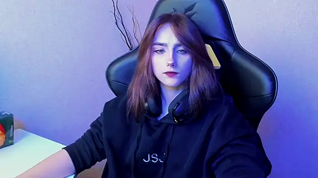 Snapshot of SilverDream chatting on 13, 1, 2025 SilverDream online show from 13, 1, 2025