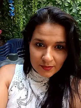 elena jonees online show from 6, 5, 2026