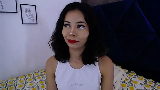 Akane Uwu online show from 8, 10, 2025