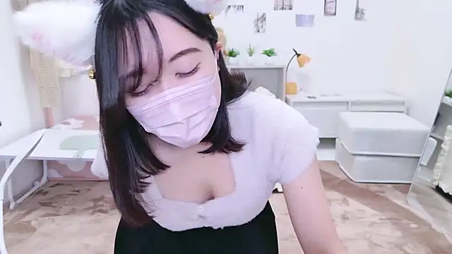 Yurie  online show from 22, 2, 2025