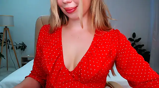 NaughtyNylonFeet online show from 1, 1, 2025