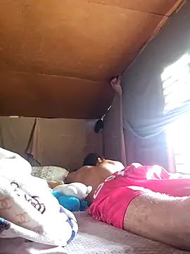 Snapshot of jose5320_20 chatting on 13, 9, 2025 jose5320 20 online show from 13, 9, 2025