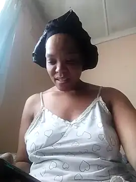 Snapshot of Feathergal69_ chatting on 11, 9, 2025 Feathergal69 online show from 11, 9, 2025