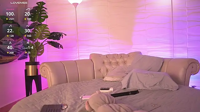 Snapshot of Dear_Morgan chatting on 12, 2, 2025 Dear Morgan online show from 12, 2, 2025