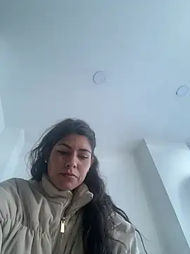 Snapshot of Melodi_Roux chatting on 20, 7, 2026 Melodi Roux online show from 20, 7, 2026