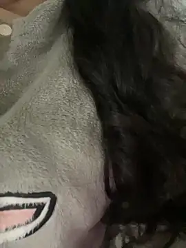 Lina-lolo online show from 25, 1, 2025