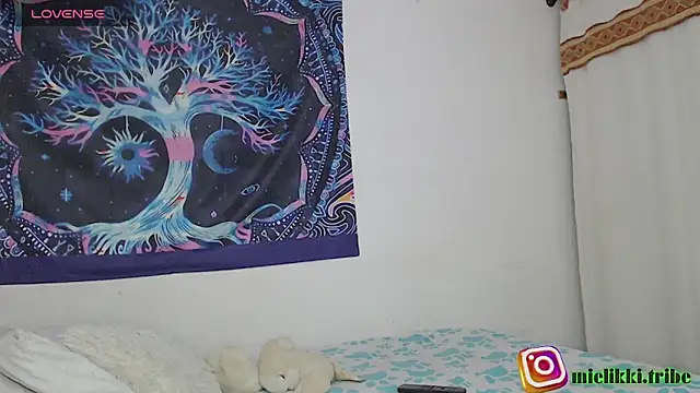 mielikki001 online show from 23, 4, 2026