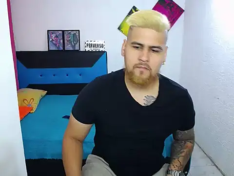 pitbullveryhot online show from 2, 12, 2024