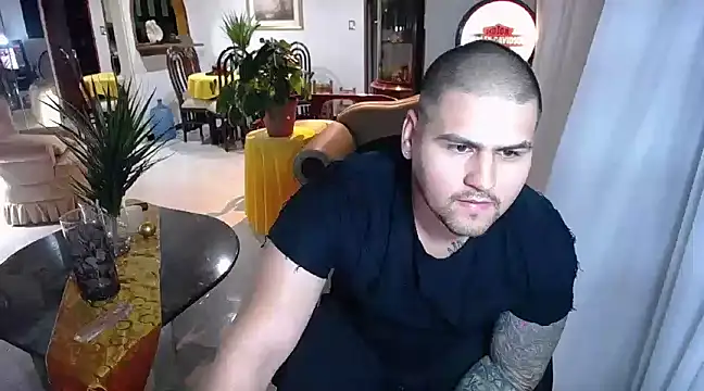 pitbullveryhot online show from 9, 2, 2025