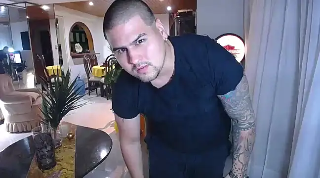 pitbullveryhot online show from 9, 2, 2025