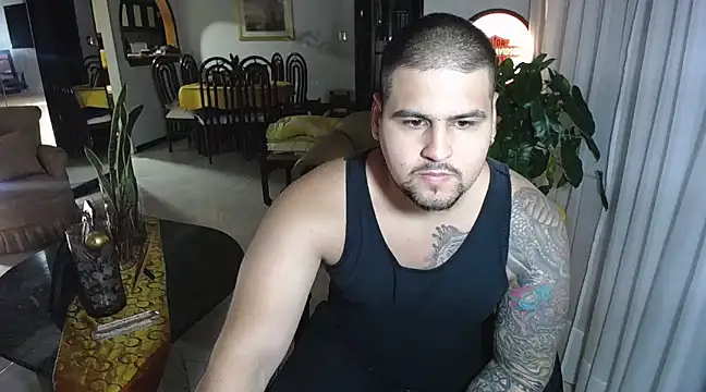 pitbullveryhot online show from 18, 2, 2025