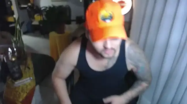 pitbullveryhot online show from 19, 2, 2025