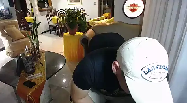 pitbullveryhot online show from 20, 2, 2025