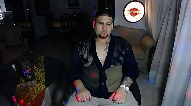 pitbullveryhot online show from 5, 3, 2025