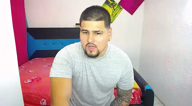 pitbullveryhot online show from 22, 3, 2025