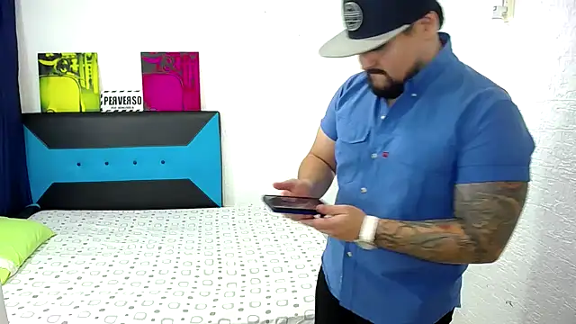 pitbullveryhot online show from 4, 10, 2025