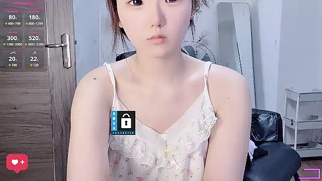Snapshot of momo-5952 chatting on 22, 7, 2026 momo-5952 online show from 22, 7, 2026