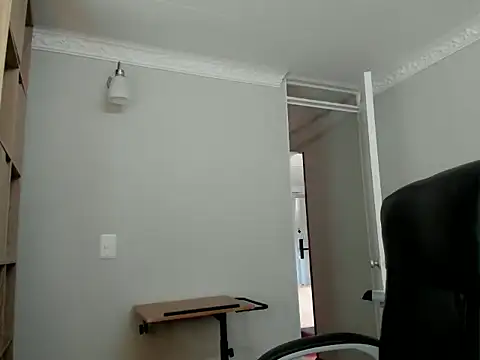 AmandaCallum online show from 24, 7, 2026