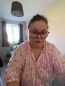 Tallulah-mae-xoxox online show from 18, 3, 2026