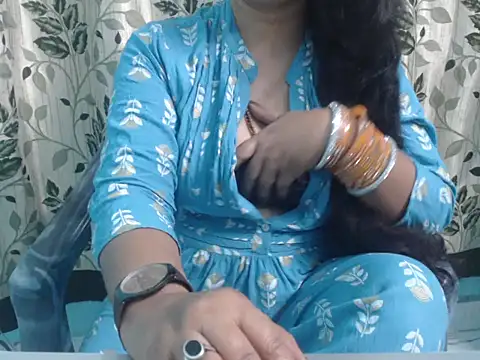 Snapshot of Jannat_ji chatting on 3, 11, 2025 Jannat ji online show from 3, 11, 2025