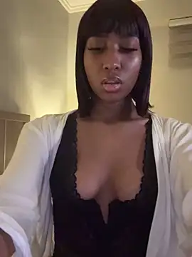 Snapshot of IamCrystal2 chatting on 4, 1, 2025 IamCrystal2 online show from 4, 1, 2025