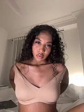 IamCrystal2 online show from 29, 4, 2026