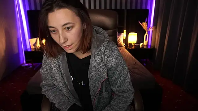 Snapshot of Roxy_Rayy chatting on 6, 12, 2024 Roxy Rayy online show from 6, 12, 2024