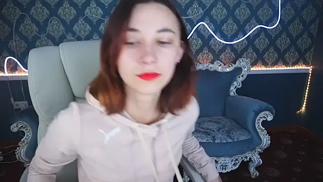 Snapshot of Roxy_Rayy chatting on 8, 12, 2024 Roxy Rayy online show from 8, 12, 2024