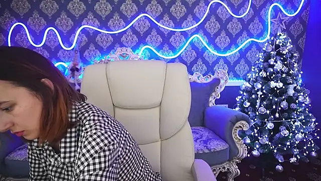 Snapshot of Roxy_Rayy chatting on 10, 12, 2024 Roxy Rayy online show from 10, 12, 2024