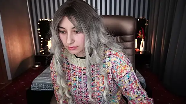 Snapshot of Roxy_Rayy chatting on 2, 1, 2025 Roxy Rayy online show from 2, 1, 2025