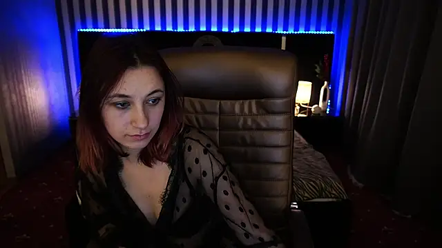 Snapshot of Roxy_Rayy chatting on 5, 3, 2025 Roxy Rayy online show from 5, 3, 2025