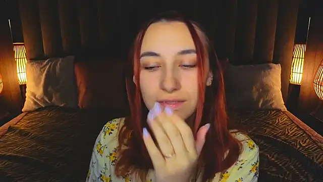 Snapshot of Roxy_Rayy chatting on 22, 10, 2025 Roxy Rayy online show from 22, 10, 2025