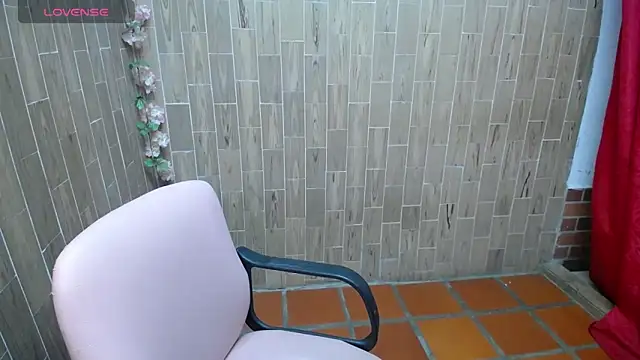 solyeria online show from 4, 12, 2025