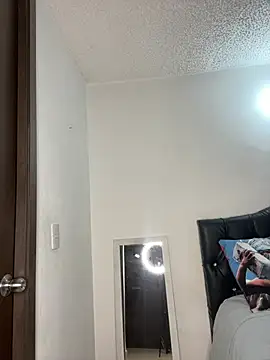 Snapshot of sophijenner chatting on 18, 2, 2025 sophijenner online show from 18, 2, 2025